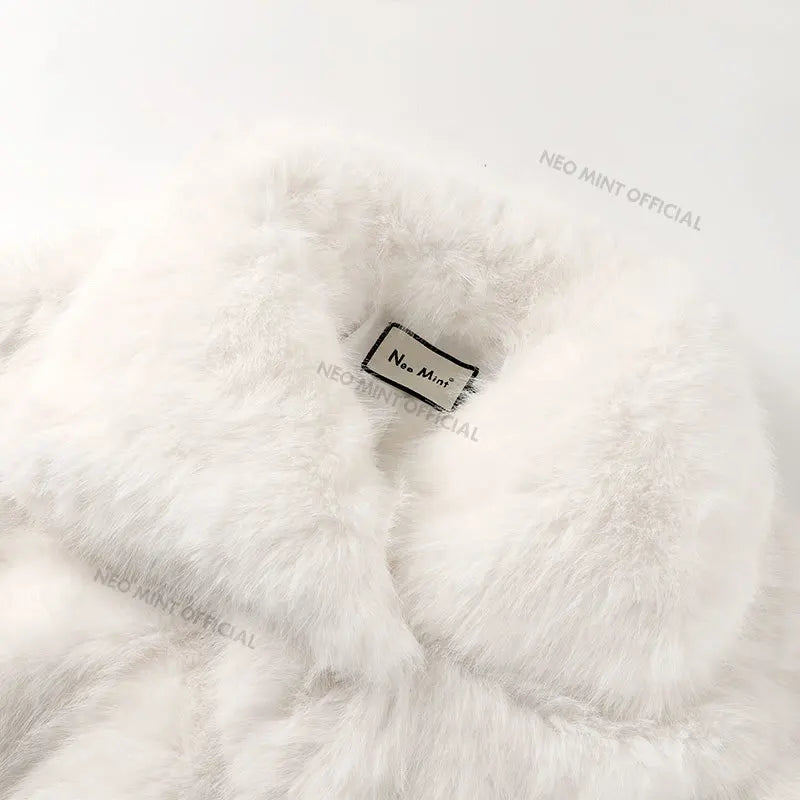 Chic Street Furry Collar Faux Fur Coat Women Winter Hot Girls Snow White Mountain Fashion Fluffy Fox Fur Jacket