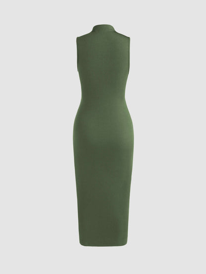 Sleeveless Round Neck Pleated Slit Dress