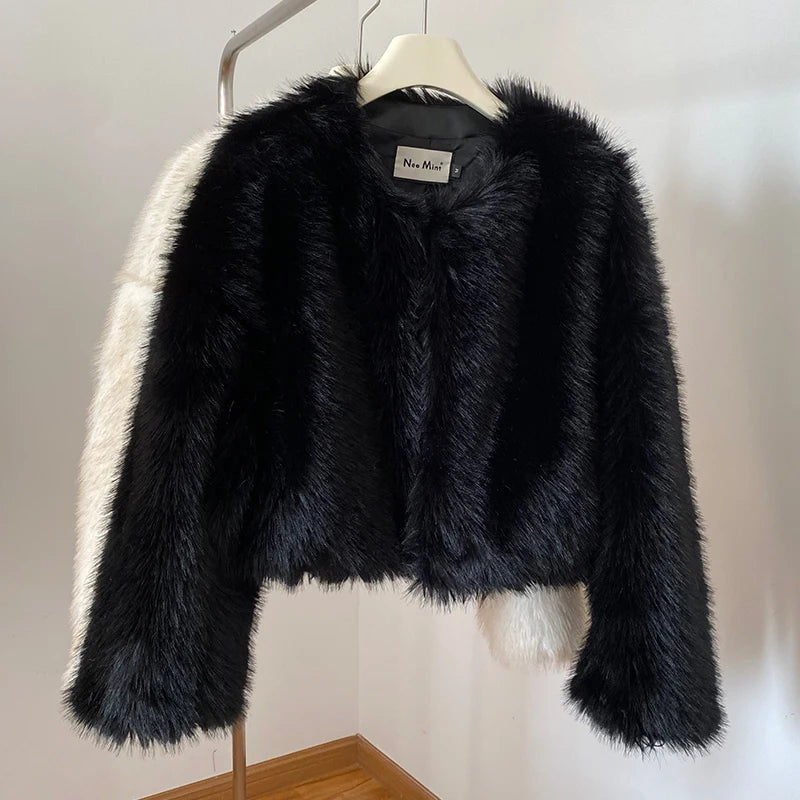 Ins Hot Brand Fashion Black Warm Cozy Cropped Faux Fur Coat Women Winter  Chic Girls Street Fashion Luxury Short Fur Jacket