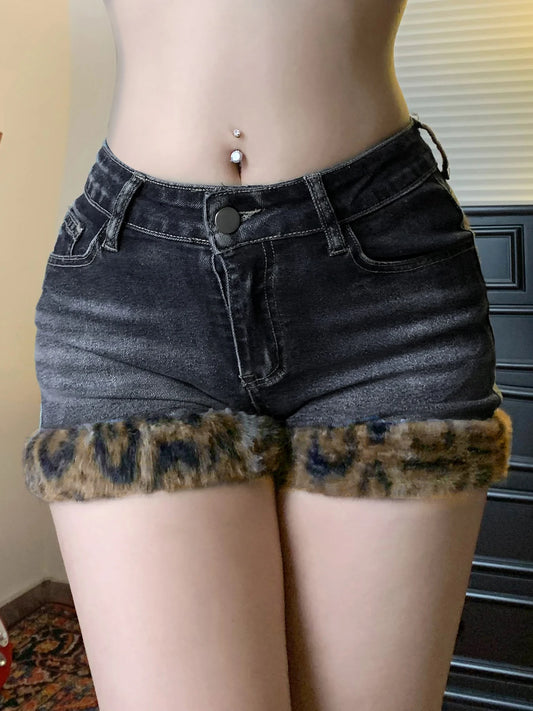 Fashion Y2k Leopard Faux Fur Spliced Jean Shorts Women Chic Trendy Street Shorts Retro Exquisite
