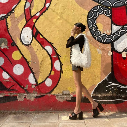Y2k Kpop Girls Hot Fluffy Furry Shoulder Bags for Women Trend  Luxury Brand Designer Faux Fur Big Tote Bag Harajuku Handbags