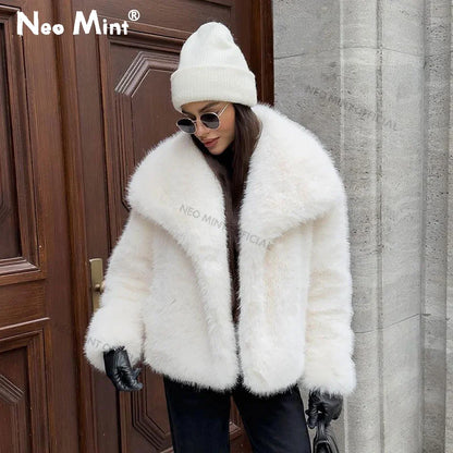 Chic Street Furry Collar Faux Fur Coat Women  Winter Hot Girls Snow White Mountain Fashion Fluffy Fox Fur Jacket