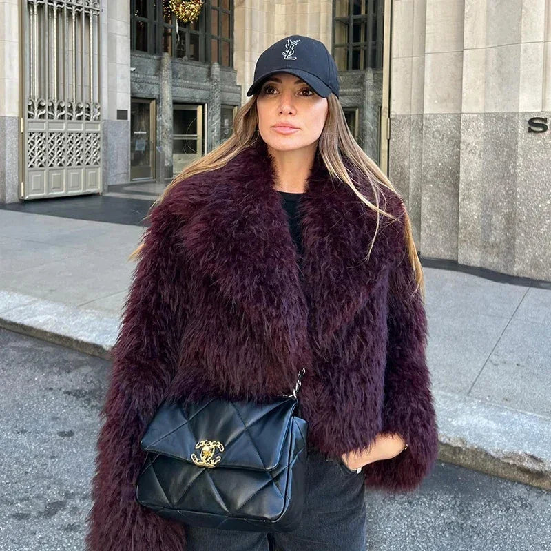 Winter Hot Trendy Iconic Blogger Fashion Burgundy Faux Fur Coat Women Overcoat Girls Shawl Collar Lamb Fur Jacket
