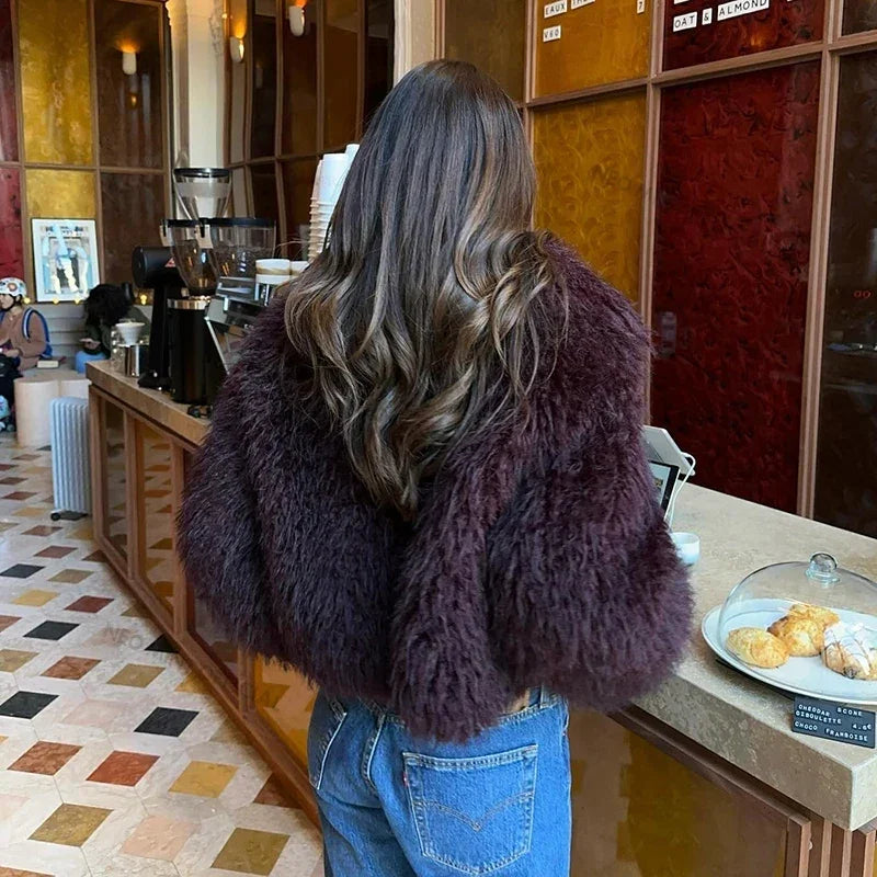 Winter Hot Trendy Iconic Blogger Fashion Burgundy Faux Fur Coat Women Overcoat Girls Shawl Collar Lamb Fur Jacket