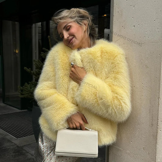 Cool Street Girls Winter Fashion Fluffy Fox Fur Jacket Women Casual Round Neck Faux Fur Coat Chic Thick Warm Outerwear