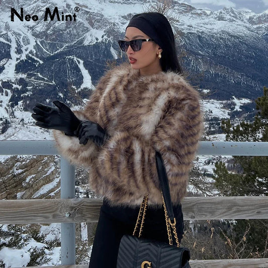 Luxury Brand Furry Cropped Faux Fur Coat Women Winter  Iconic Street Fashion Week Girls Fluffy Short Fur Jacket