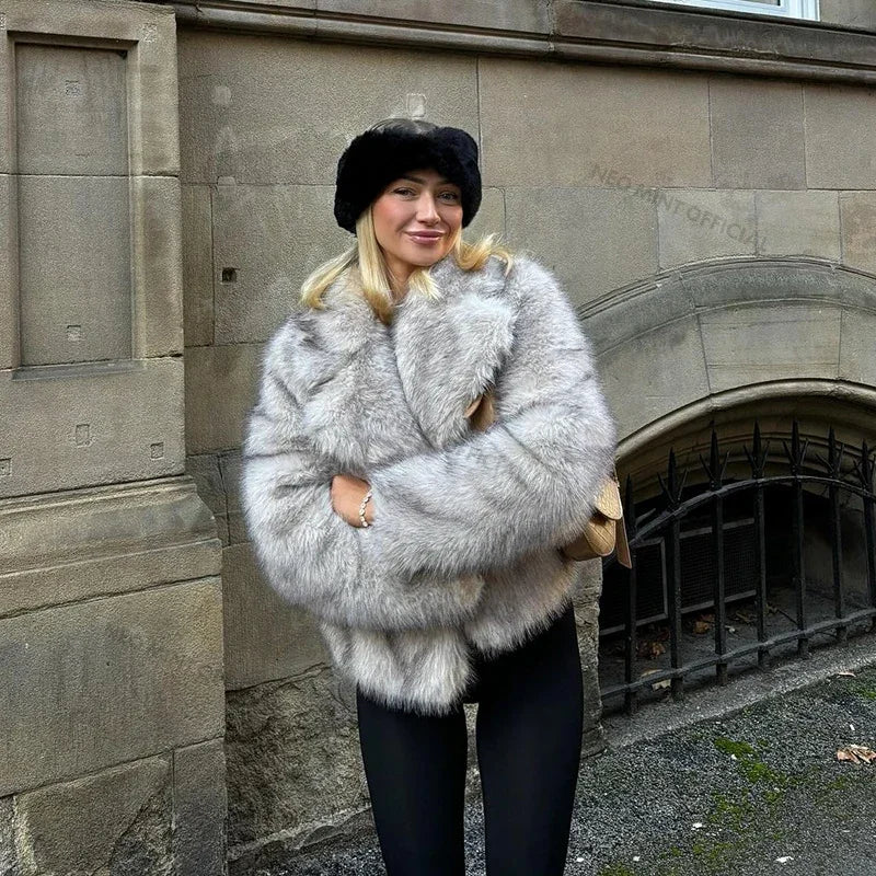 Chic Street Girls Gradient Faux Fur Jacket Women Winter  Brand Fashion Fluffy Fox Fur Coat Female Luxury Outerwear