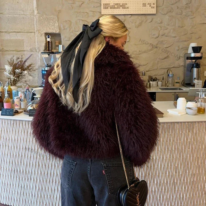 Winter Hot Trendy Iconic Blogger Fashion Burgundy Faux Fur Coat Women Overcoat Girls Shawl Collar Lamb Fur Jacket