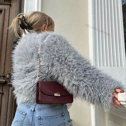 Exclusive  Winter Ins Hot Brand Blogger Fashion Fuzzy Cropped Faux Fur Women Chic Streetwear Girls Lamb Fur Jacket